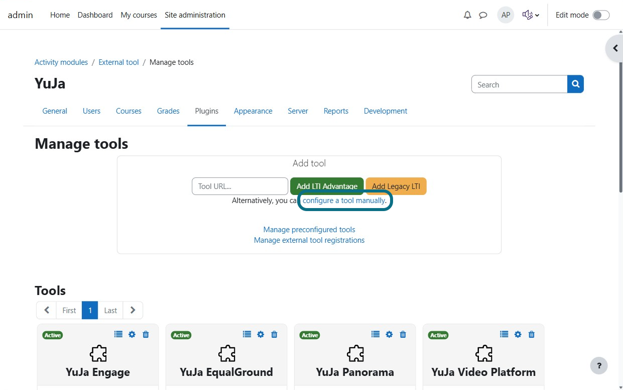 The button of configure a tool manually is linked as a hyperlink.