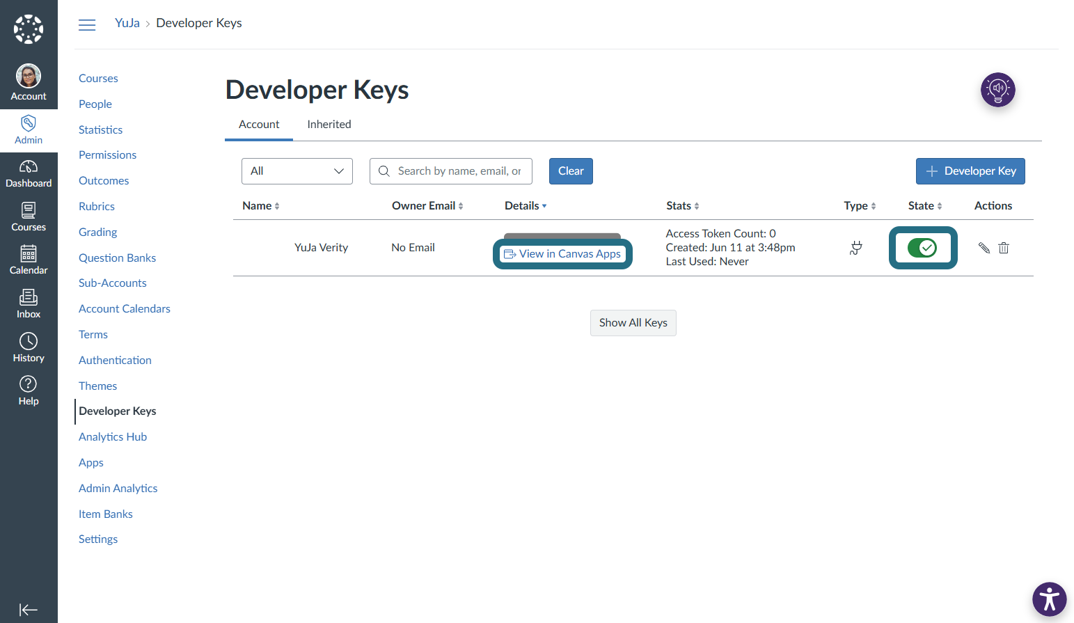 toggle and view in canva app.png