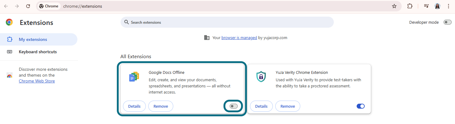 Page des paramètres de Chrome avec une extension et son interrupteur encerclés