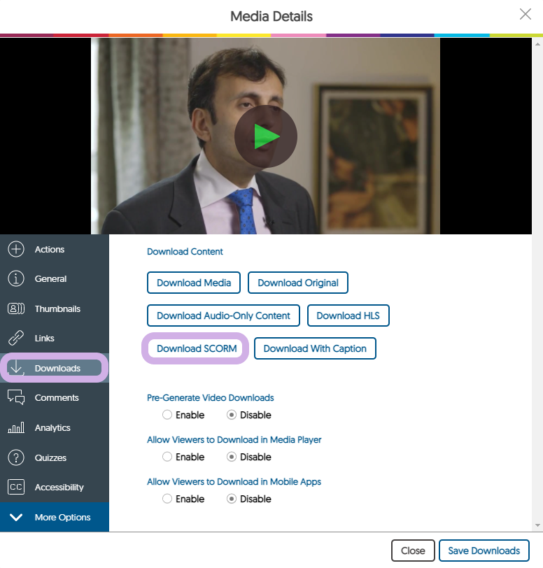 Fenêtre Détails sur les médias mettant en évidence l'onglet Téléchargements et le bouton Télécharger SCORM.